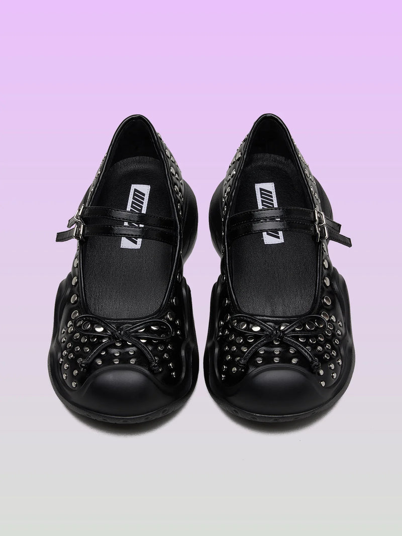ARIA BLACK WAXY