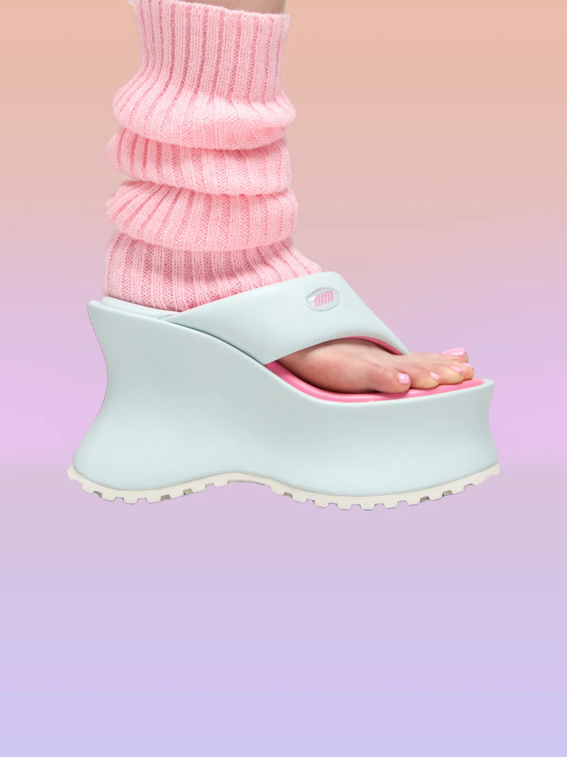 CLEO MINT
