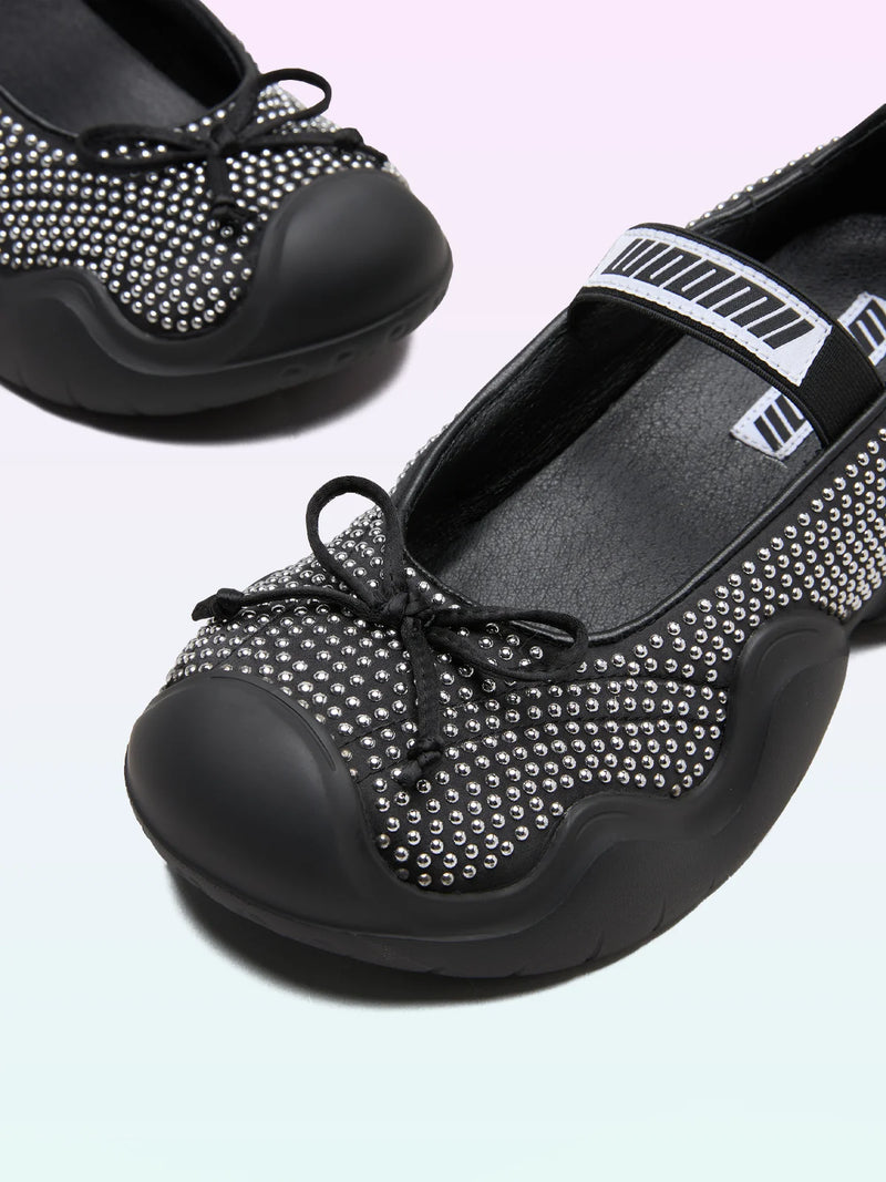 AUDREY BLACK MICROSTUDS
