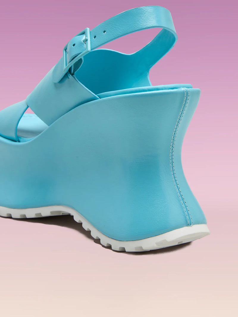CASSIE BABY BLUE WAXY