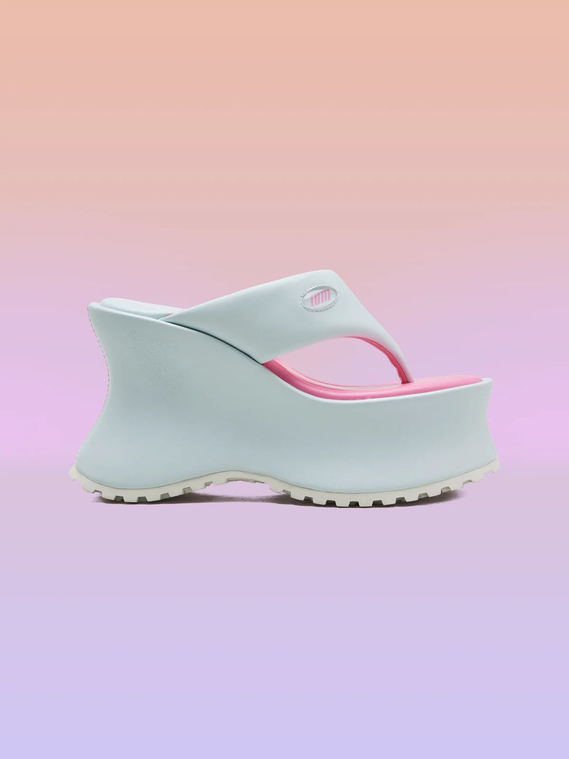 CLEO MINT