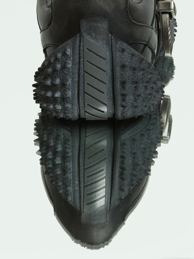 YUKI BLACK DISTRESSED